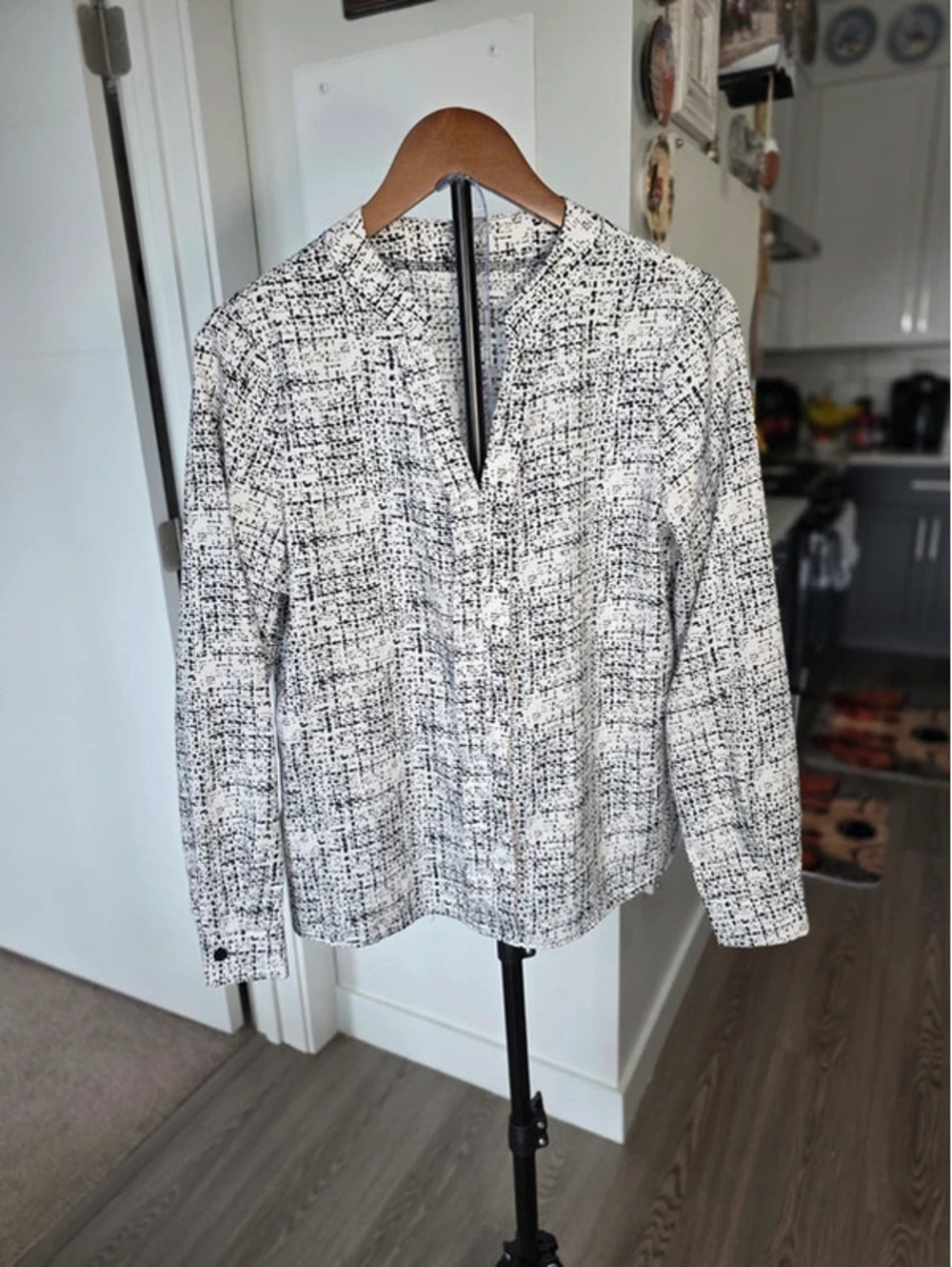 Black and White Patterned Long Sleeve Blouse Size S